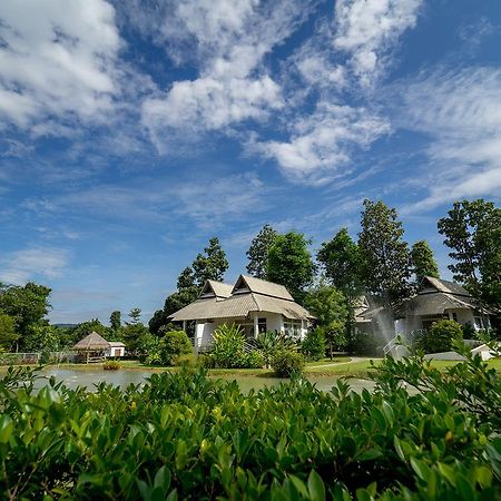 Vivo Bene Village Doi Saket Exterior foto
